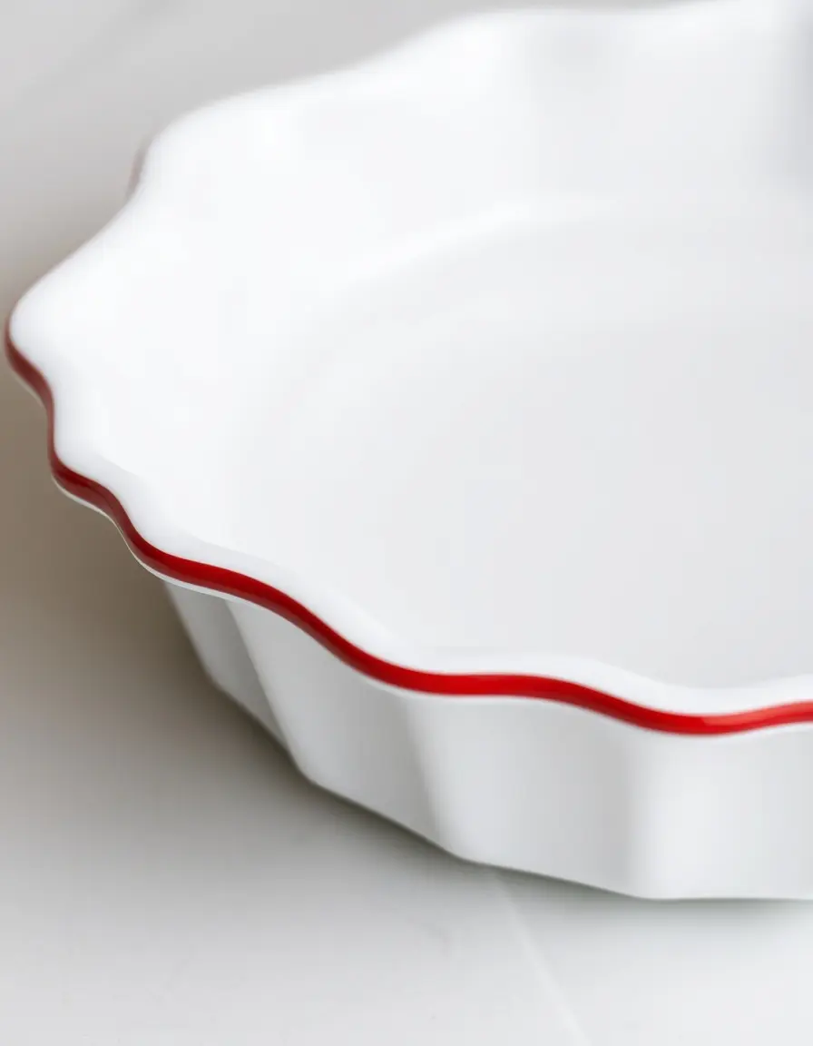 Weiße Enamel Pie Pan Emaille-Backform mit rotem Rand für Landhausstil Küche